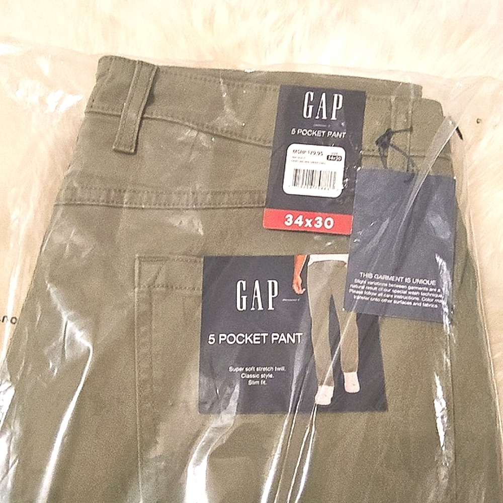 GAP Green Chinos with Belt Loops